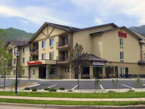 Glenwood Suites in Glenwood Springs CO